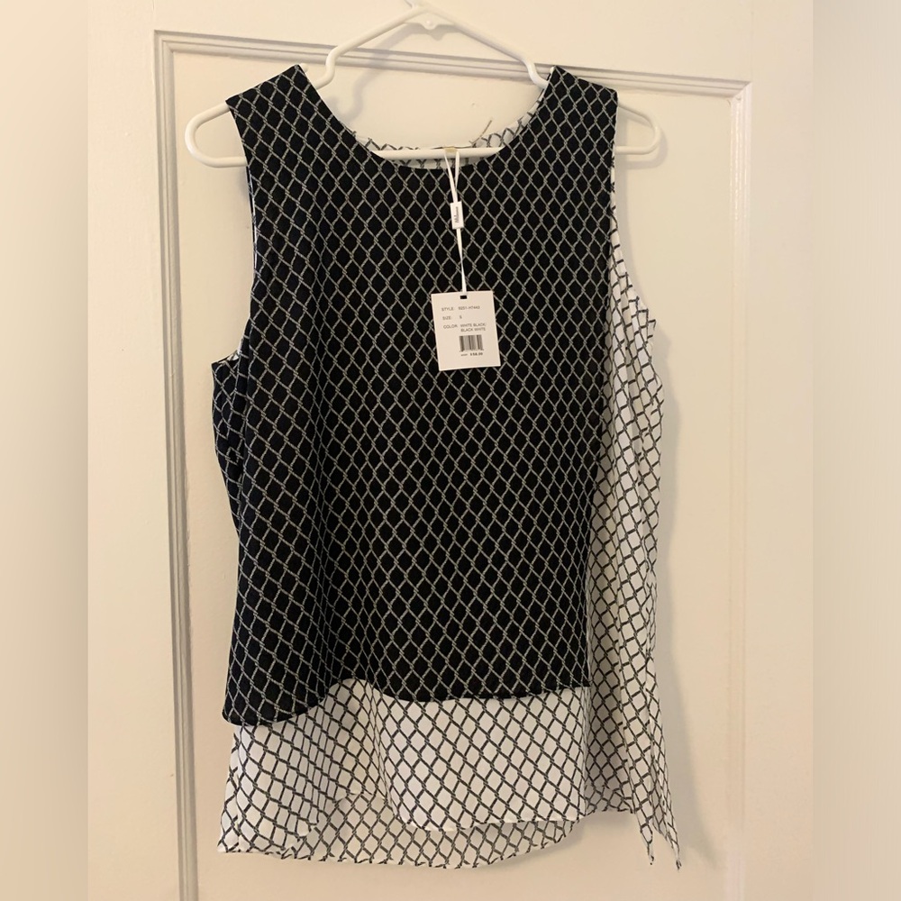 NWT black & white sleeveless top
